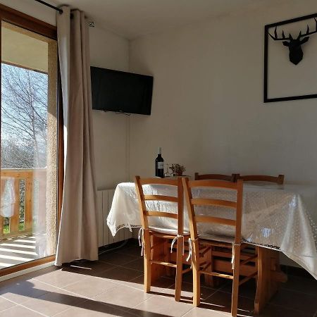 Appartement 2 Chambres Au Calme Les Angles  Eksteriør billede