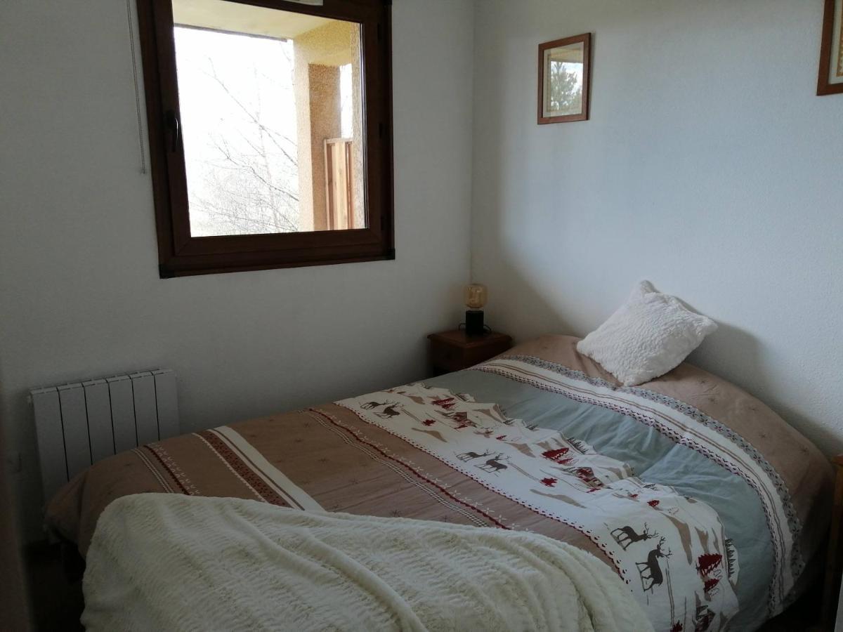 Appartement 2 Chambres Au Calme Les Angles  Eksteriør billede